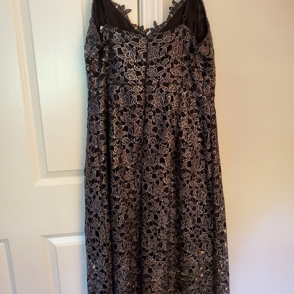 ASTR black and silver patterned midi dress - Picture 3 of 5